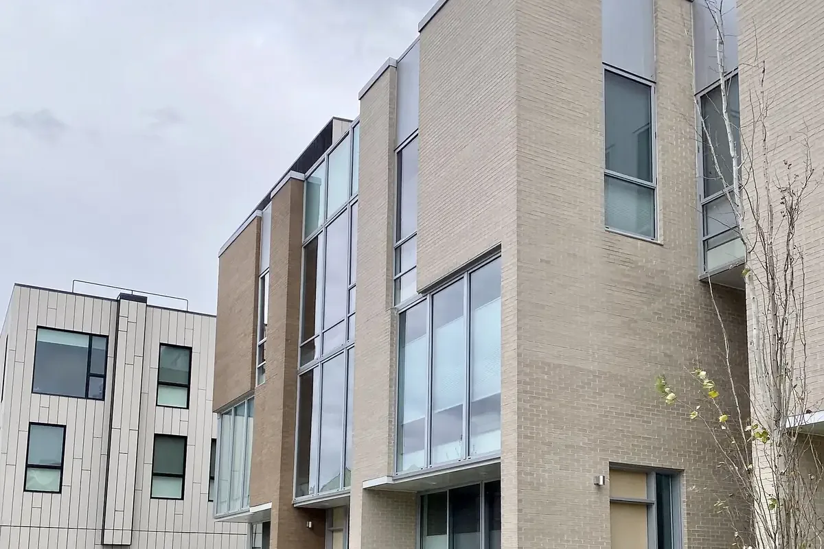 4-bedroom townhouse — 293 m²